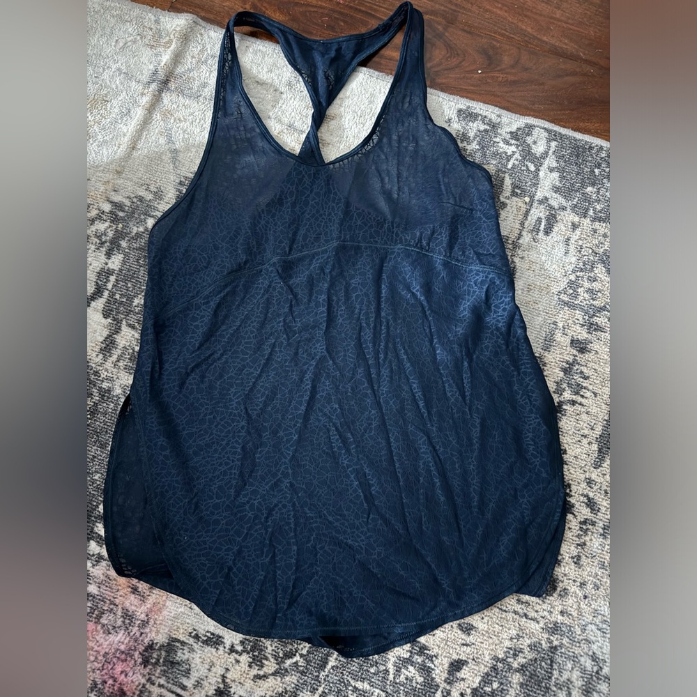 Lululemon tank top